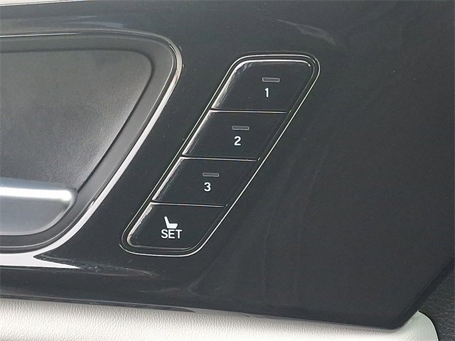 Certified 2025 Acura MDX w/ Technology Package image 29