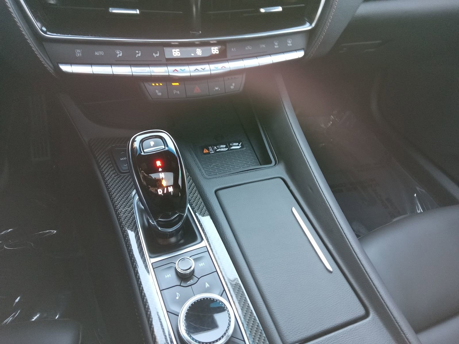 Certified 2023 Cadillac CT5 Sport w/ LPO, ONYX Package image 18