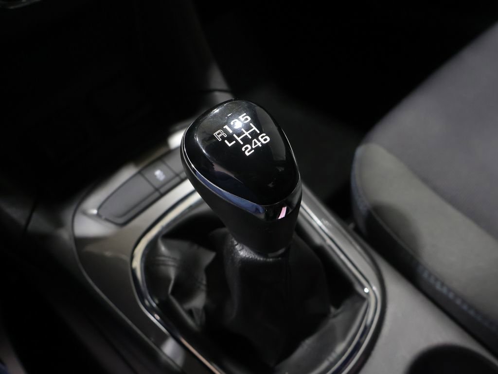 Used 2016 Chevrolet Cruze LT w/ Convenience Package image 28