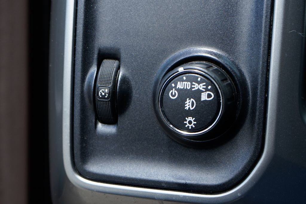Used 2015 Chevrolet Silverado 1500 LT w/ All Star Edition RWD image 19