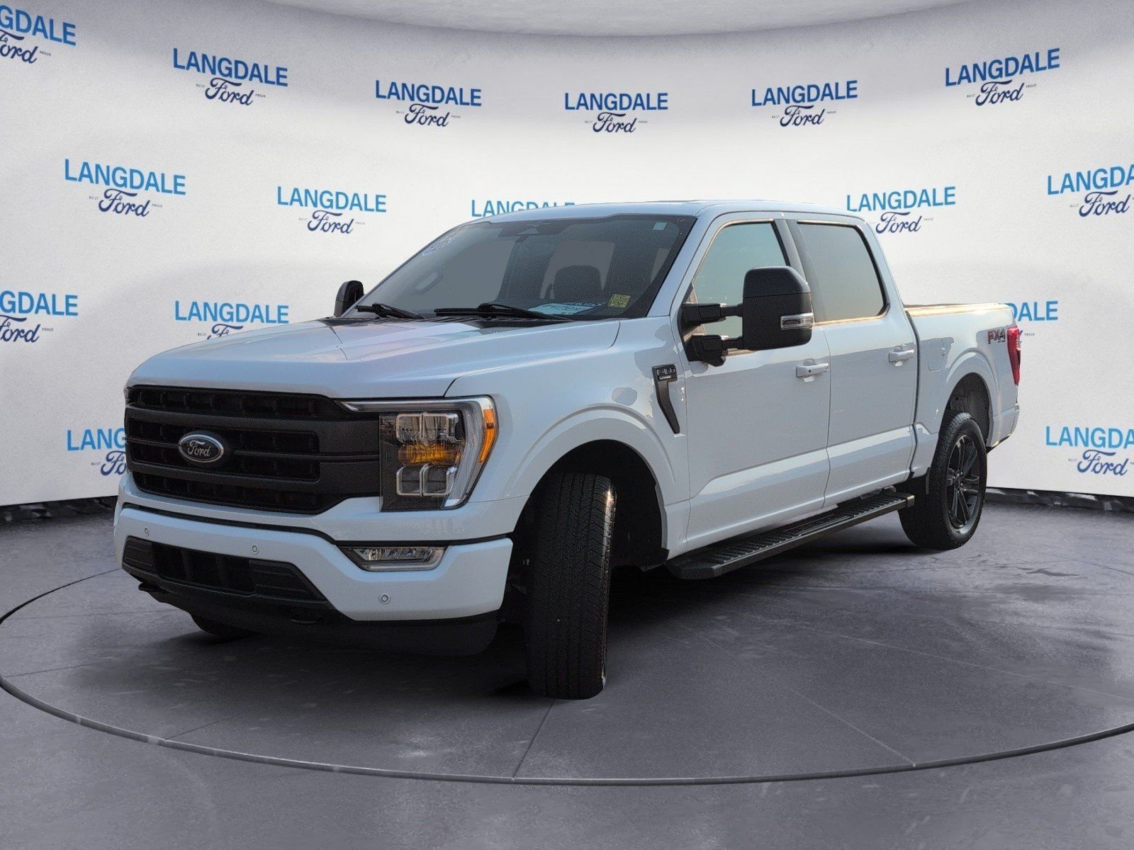 Used 2023 Ford F150 Lariat AWD/4WD image 11