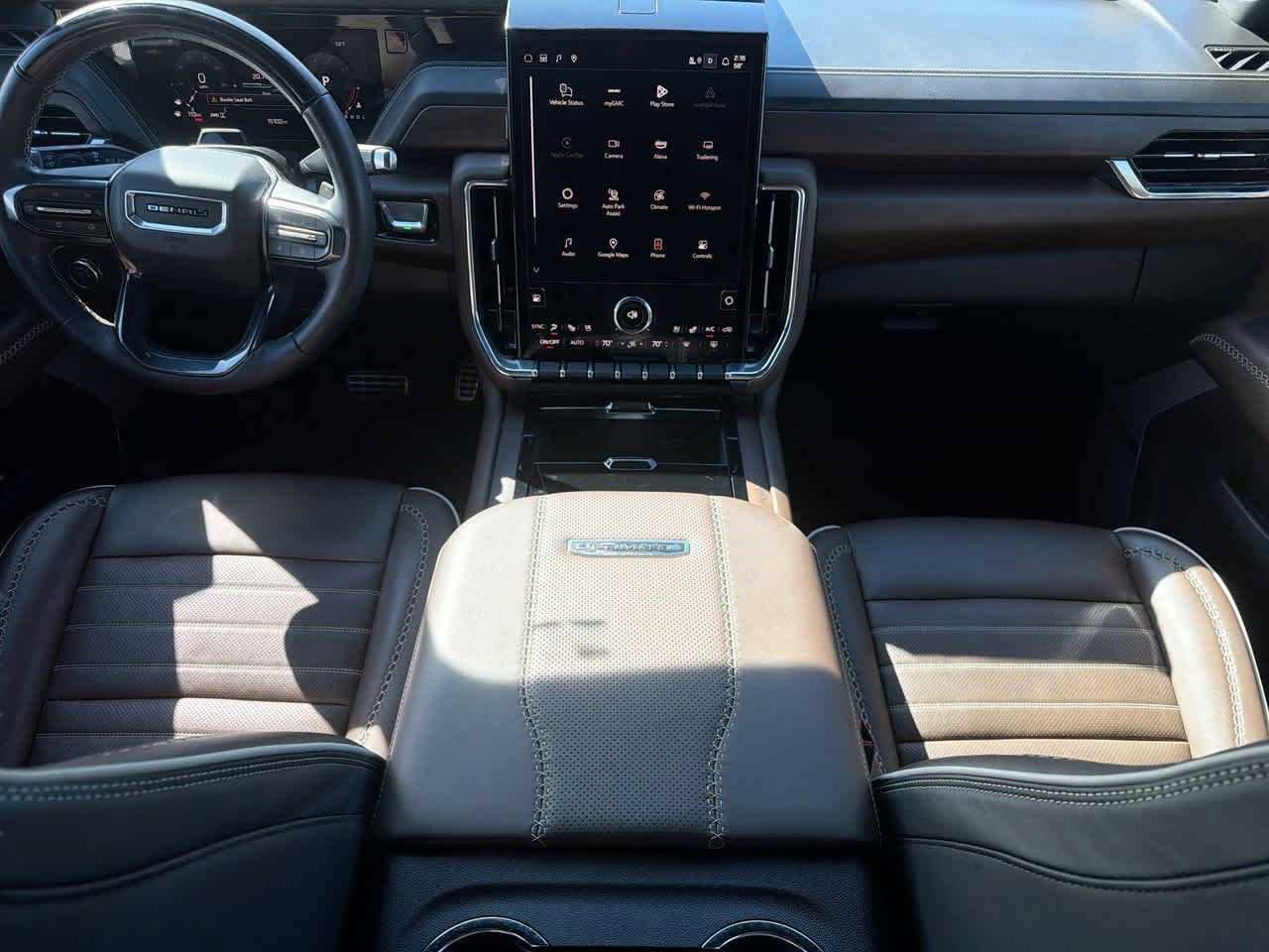 Used 2025 GMC Yukon XL Denali Ultimate image 11