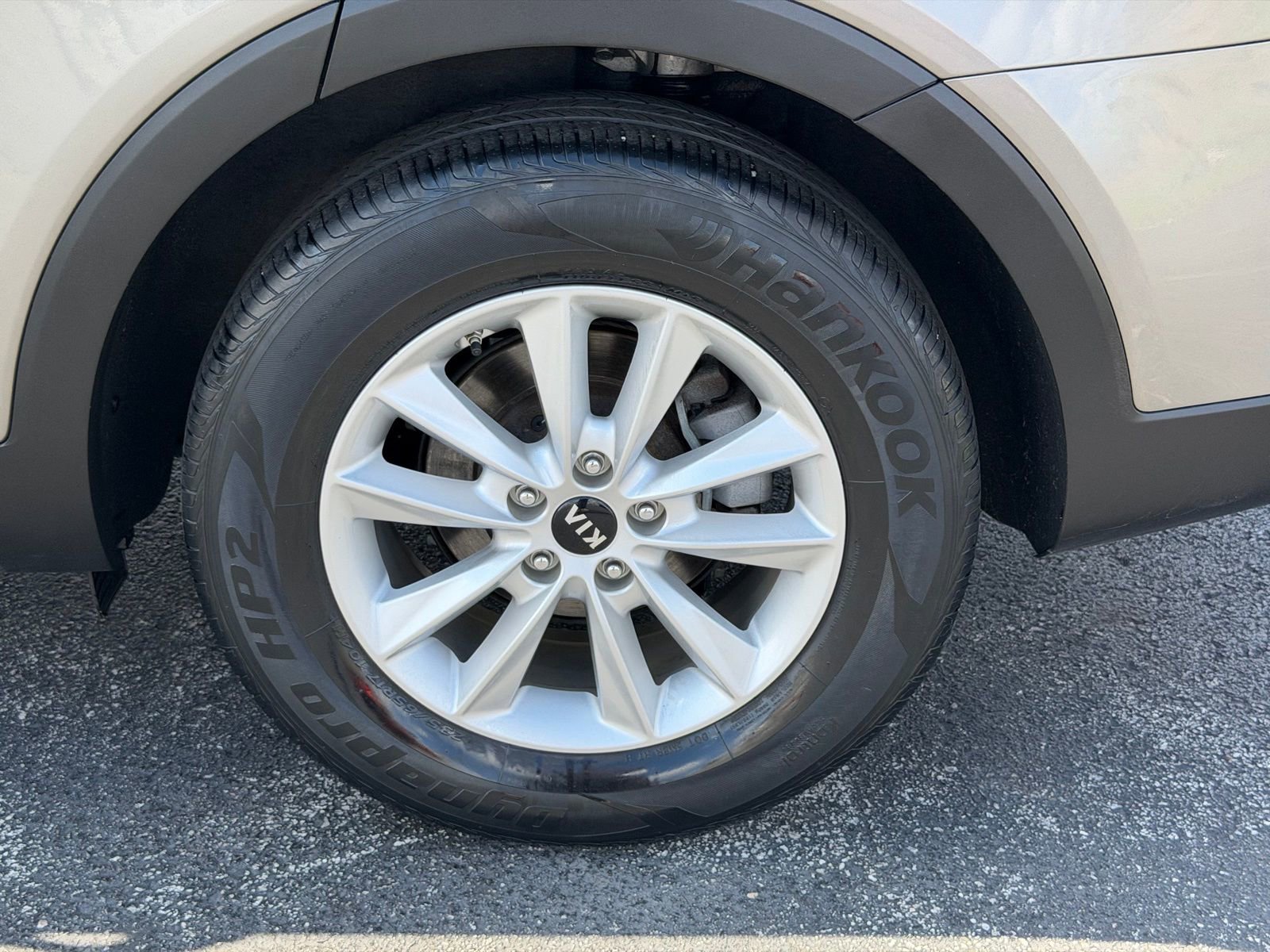 Used 2019 Kia Sorento LX image 31