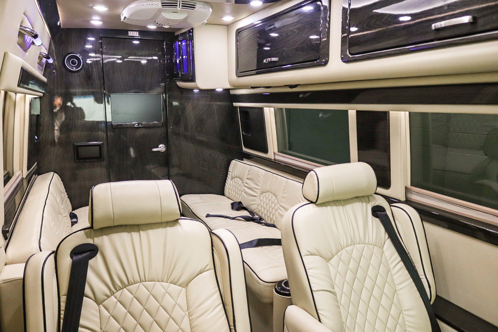 Used 2020 Mercedes-Benz Sprinter 3500 image 27
