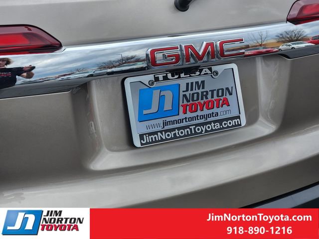 Used 2022 GMC Acadia SLT w/ Technology Package image 12