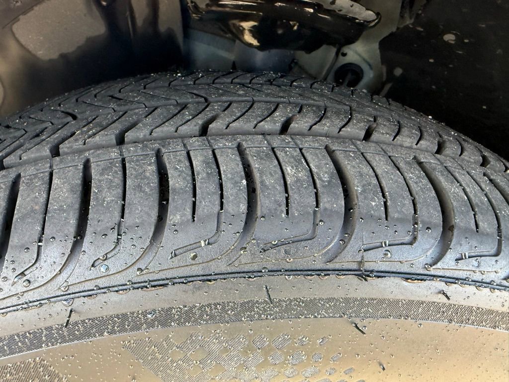 Used 2023 Volkswagen Jetta SE image 26