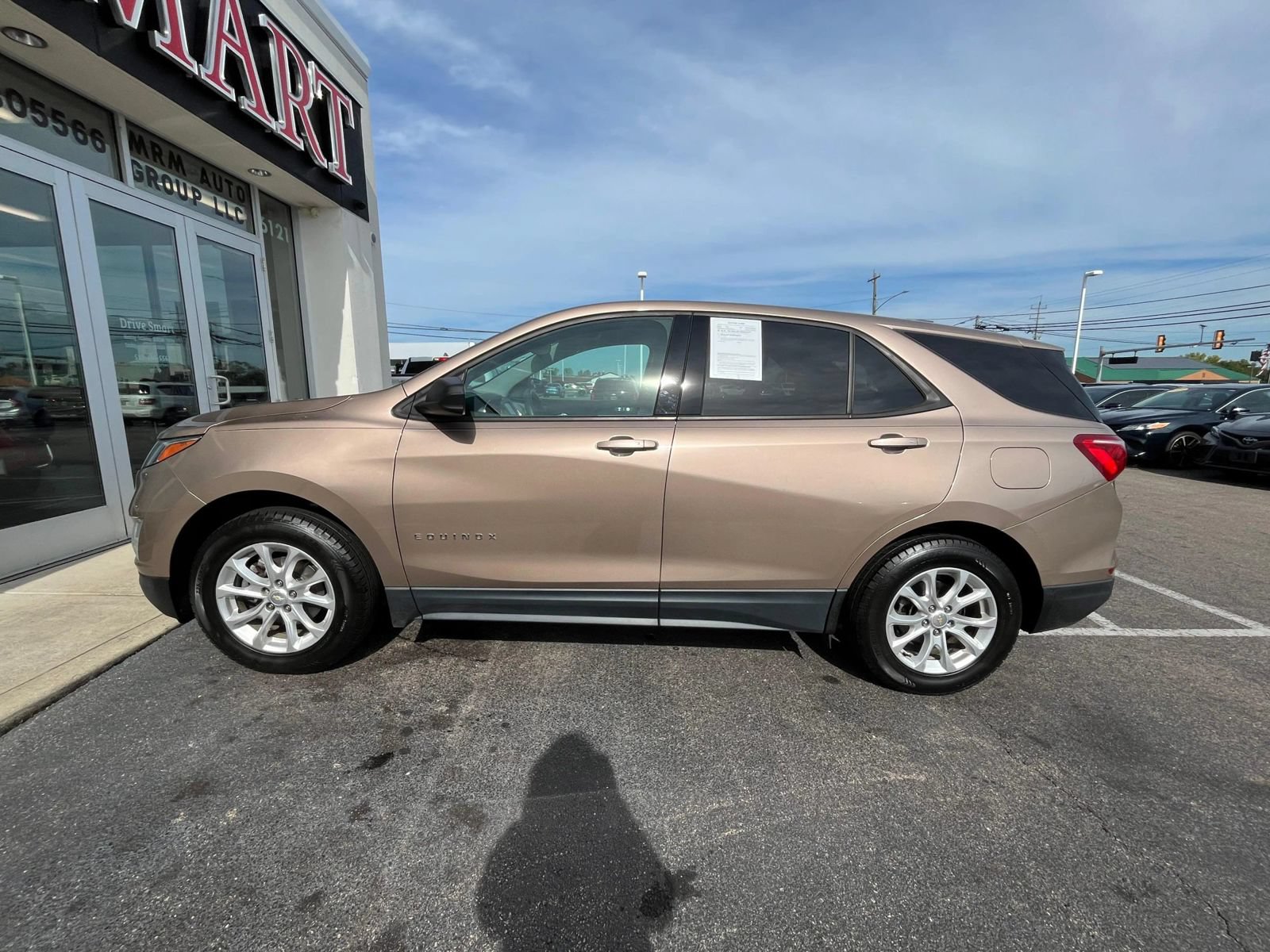Used 2019 Chevrolet Equinox LS w/ LS Convenience Package FWD image 12