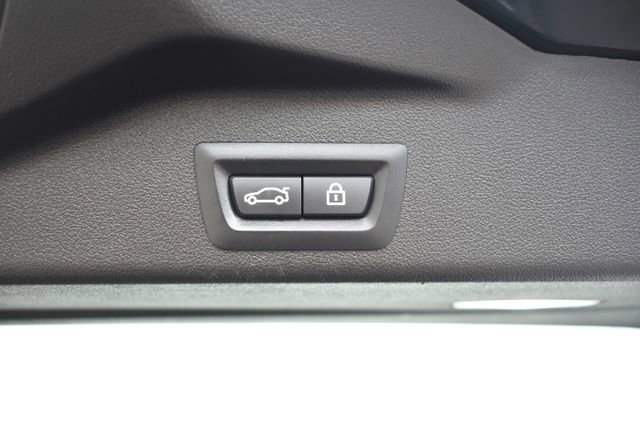 Used 2020 BMW X5 sDrive40i w/ Executive Package image 49
