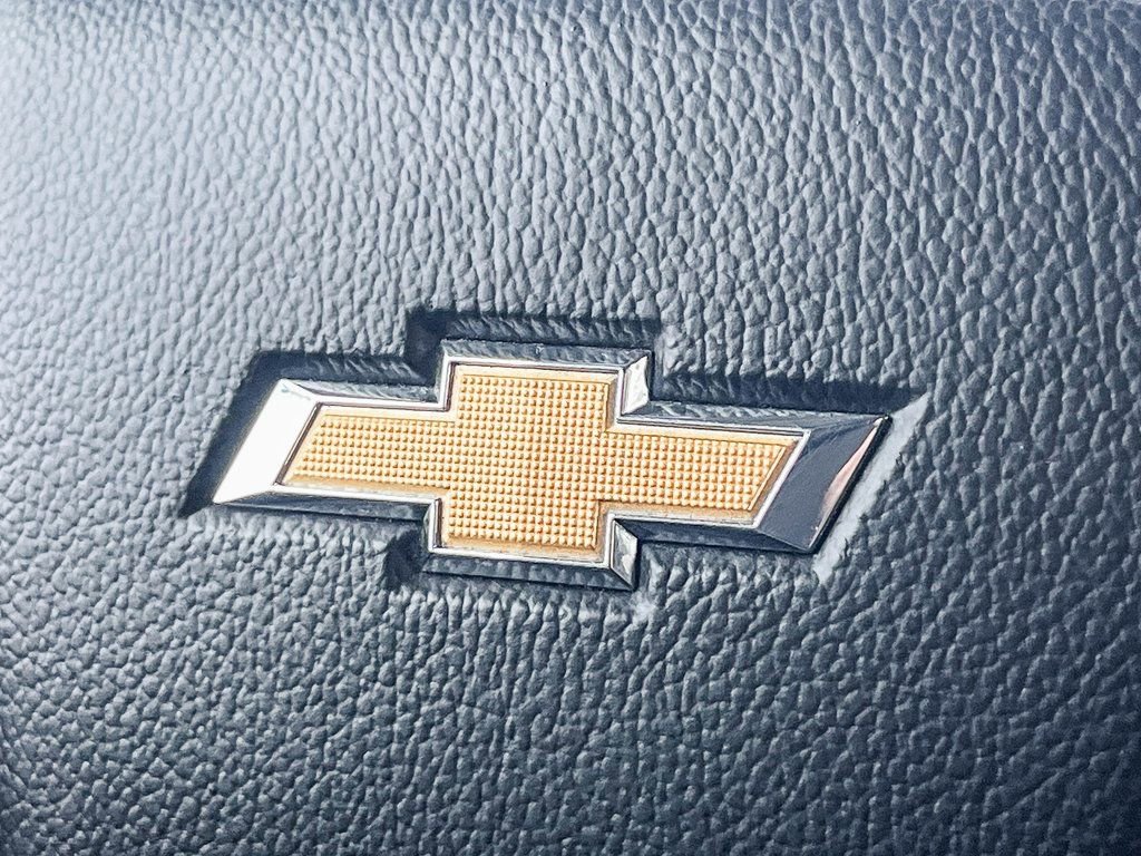 Used 2018 Chevrolet Silverado 1500 LT w/ All Star Edition image 34