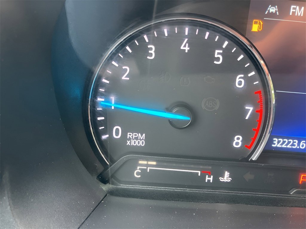 Used 2022 Ford Explorer XLT image 14