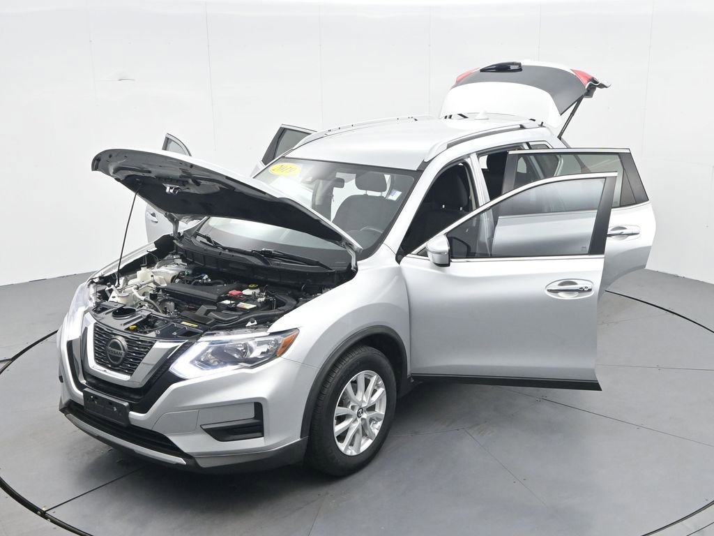 Used 2019 Nissan Rogue SV image 33