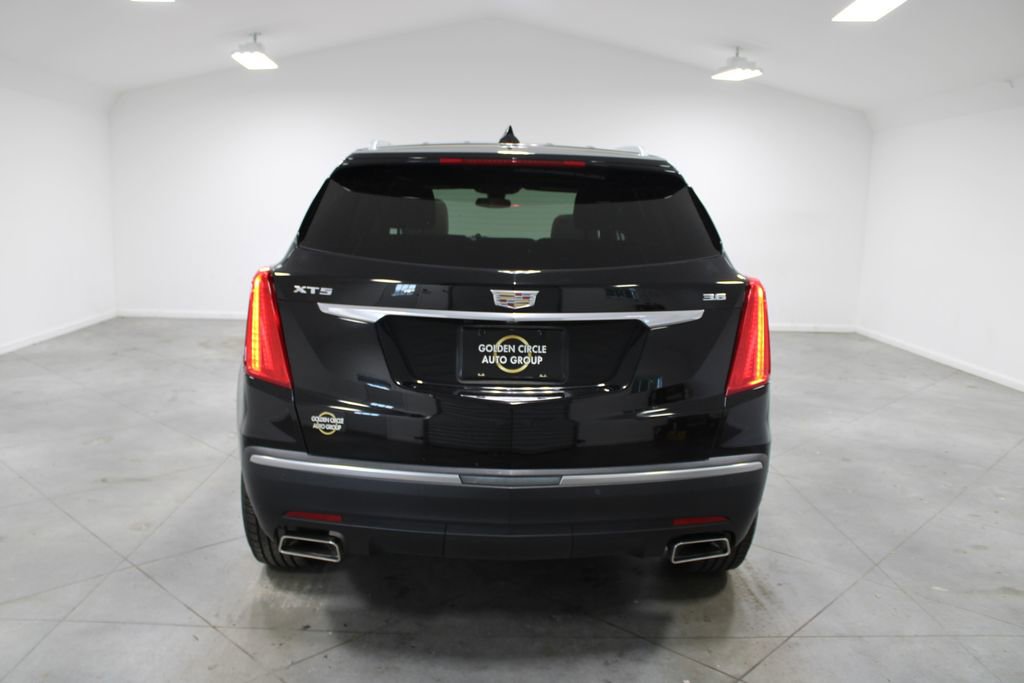Used 2018 Cadillac XT5 Premium Luxury FWD image 8