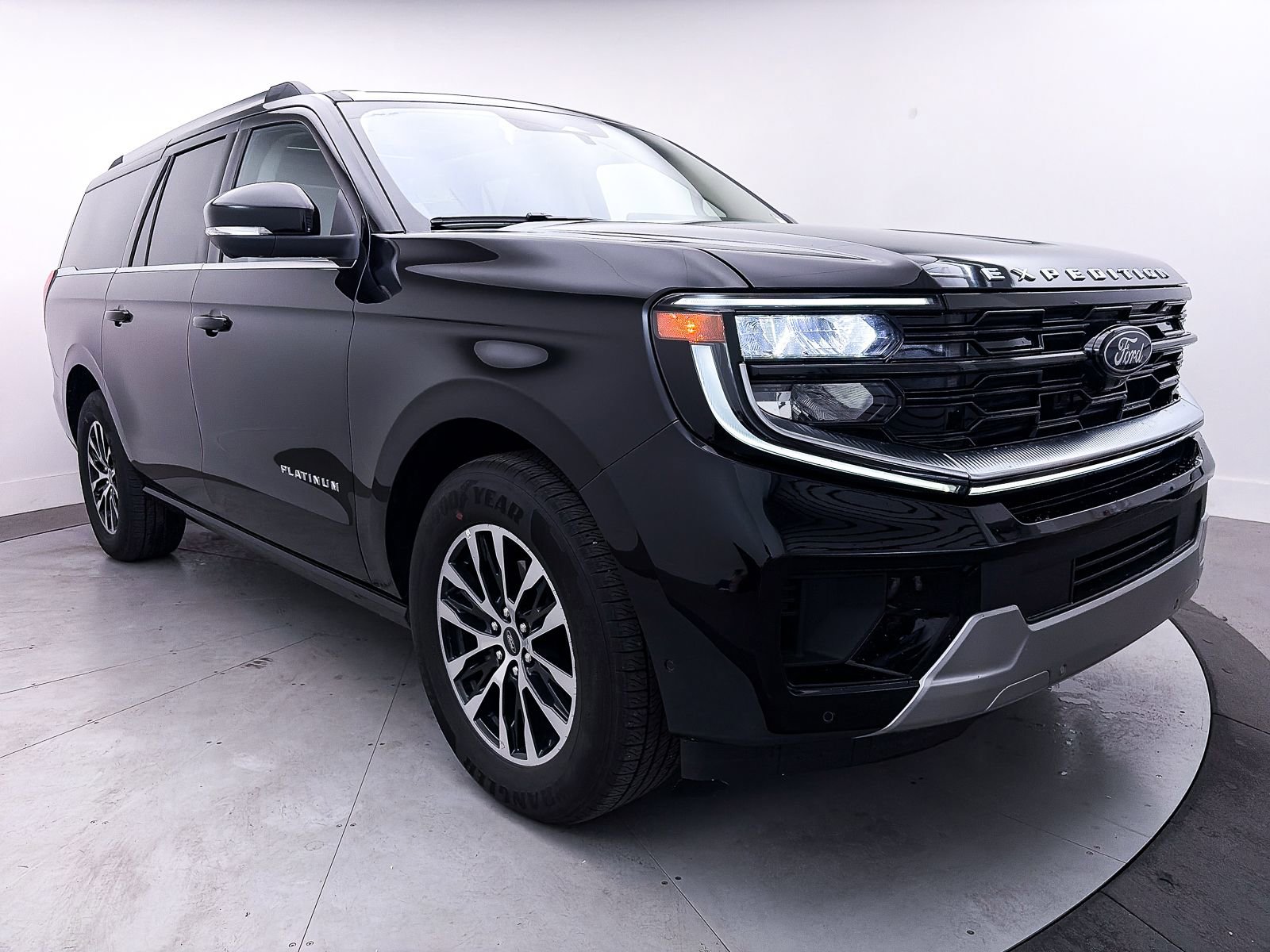Used 2025 Ford Expedition Max Platinum image 24