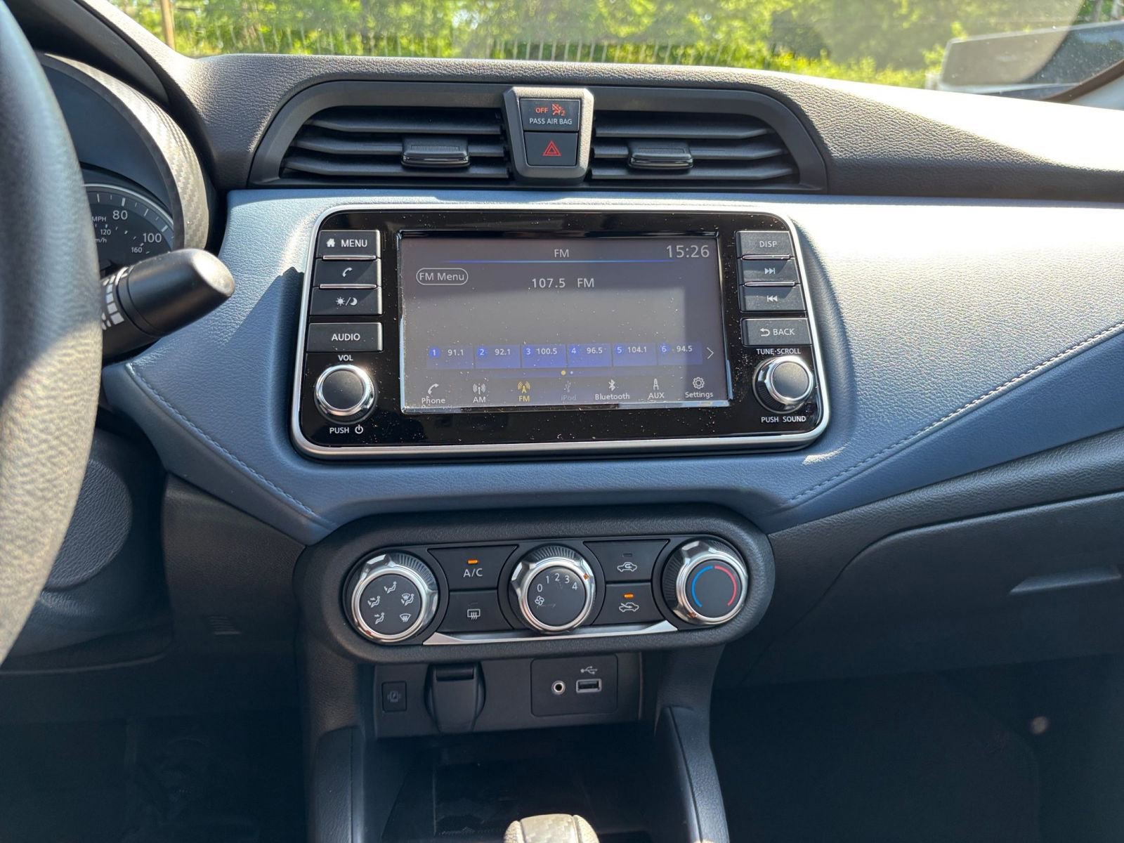 Used 2025 Nissan Versa SV FWD image 17