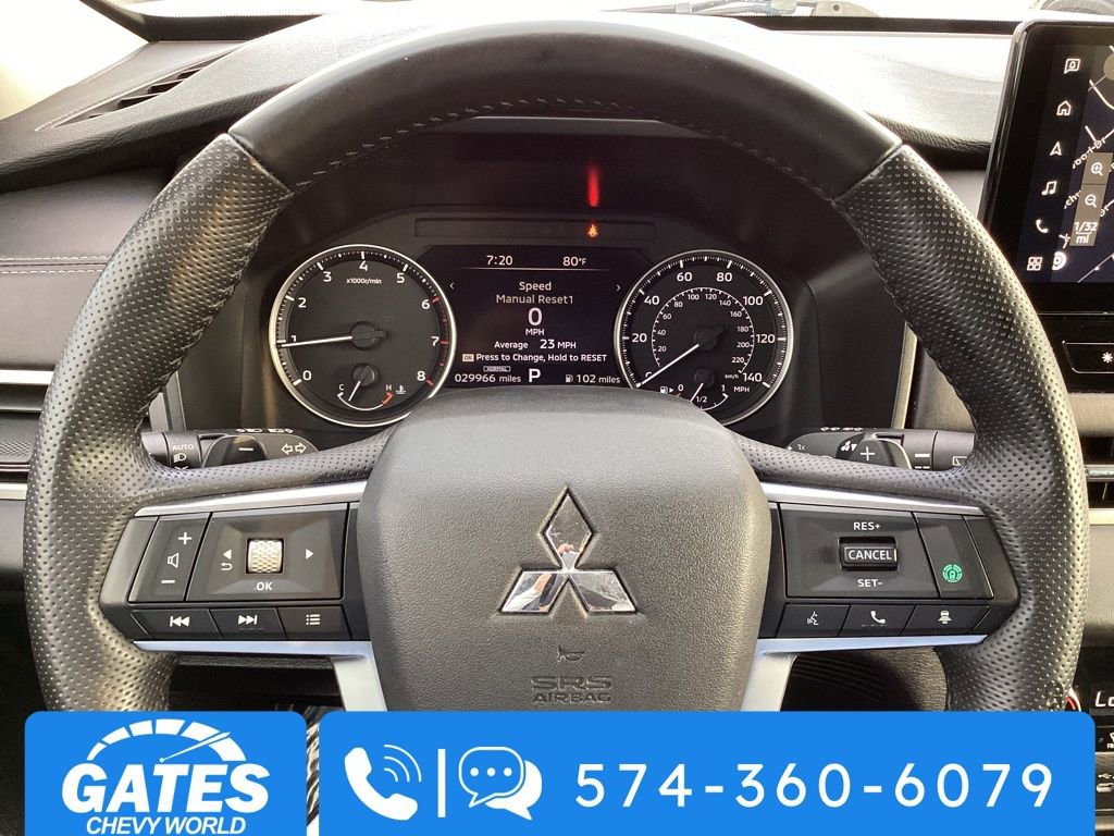 Used 2025 Mitsubishi Outlander SE image 30