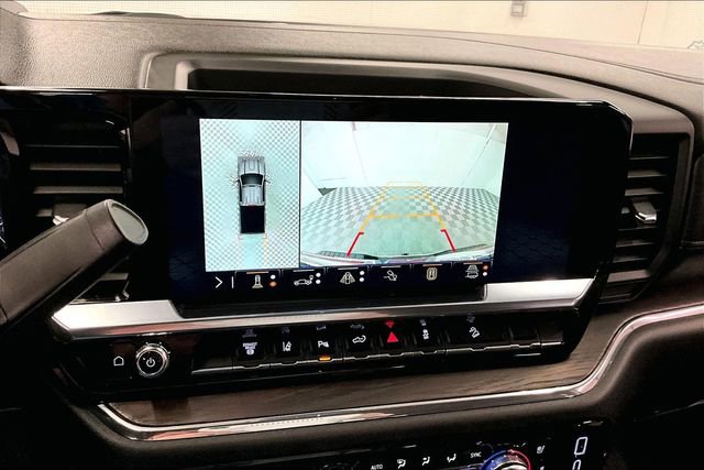 Used 2024 GMC Sierra 2500 SLT w/ SLT Premium Package image 29