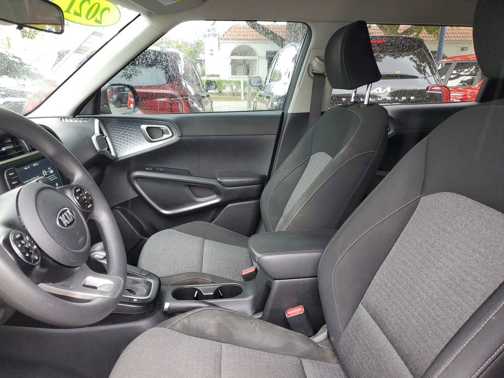Used 2021 Kia Soul S image 19