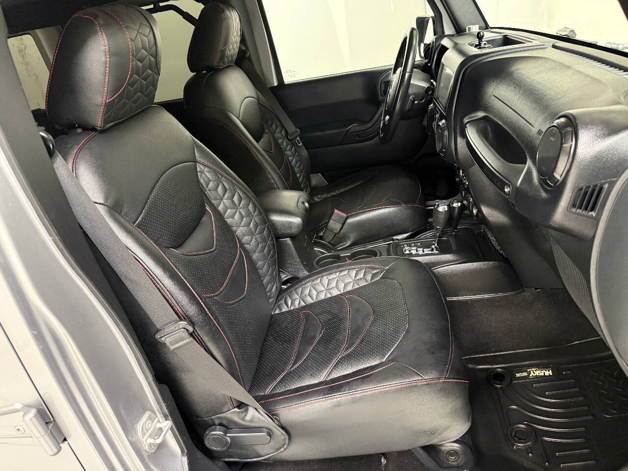 Used 2016 Jeep Wrangler Unlimited Sport w/ Quick Order Package 24S AWD/4WD image 37