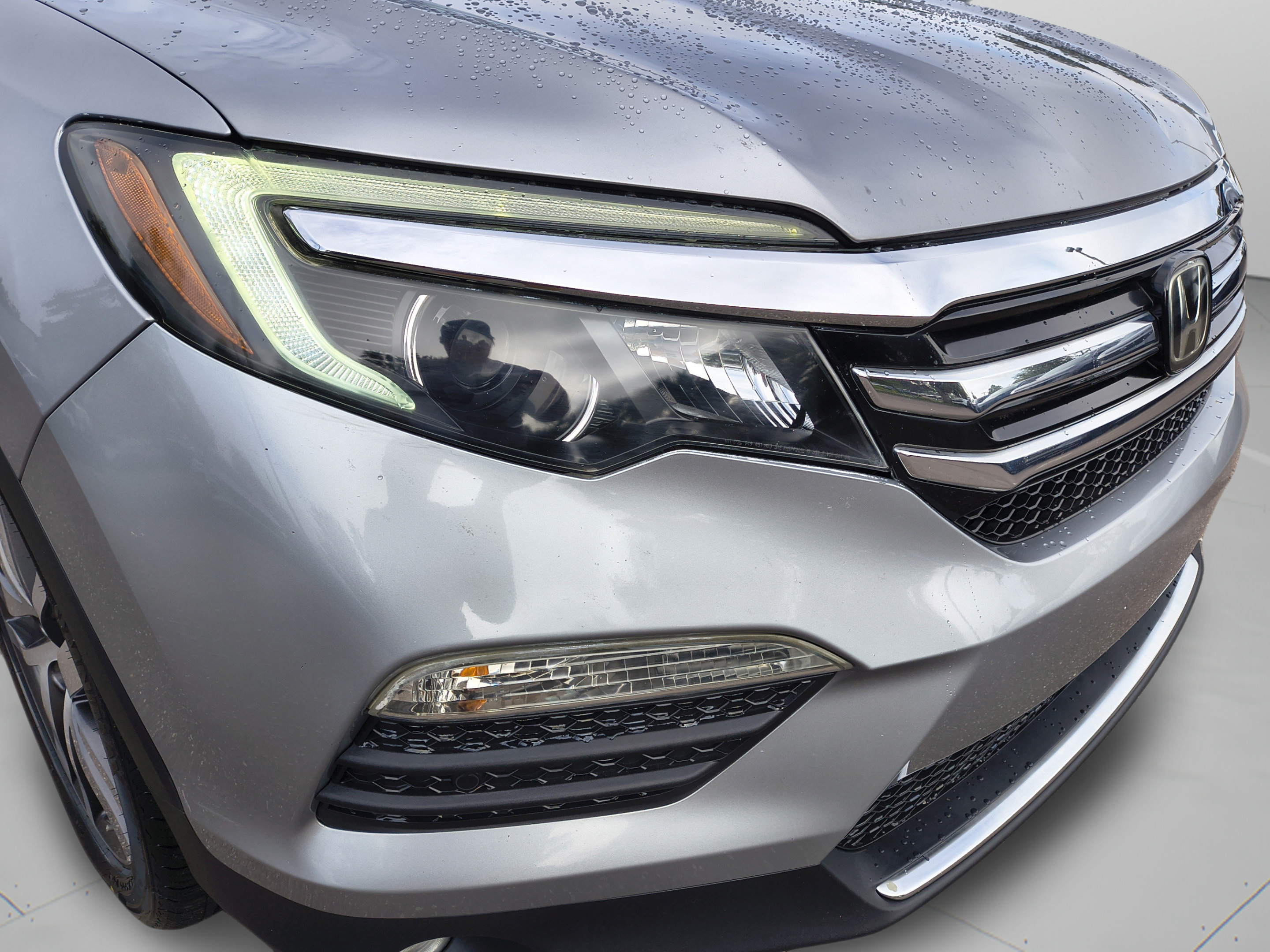 Used 2017 Honda Pilot Touring image 37