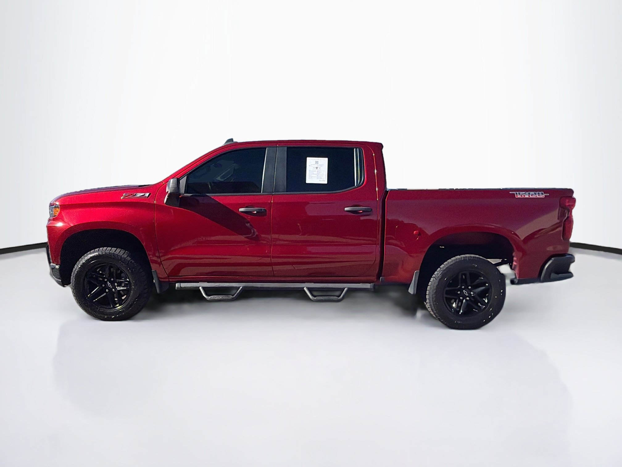 Used 2021 Chevrolet Silverado 1500 Custom Trail Boss w/ LPO, Dark Essentials Package AWD/4WD image 4