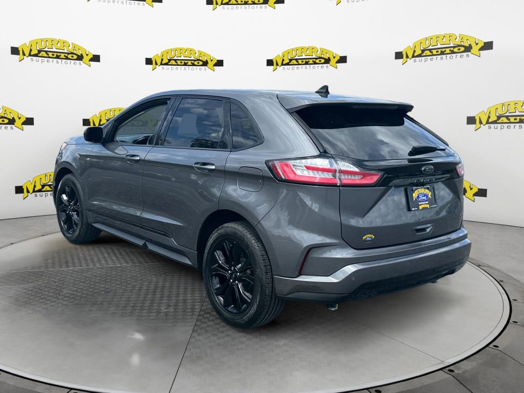 Used 2024 Ford Edge SE w/ Black Appearance Package AWD/4WD image 4