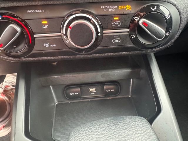 Used 2025 Kia Soul LX image 26