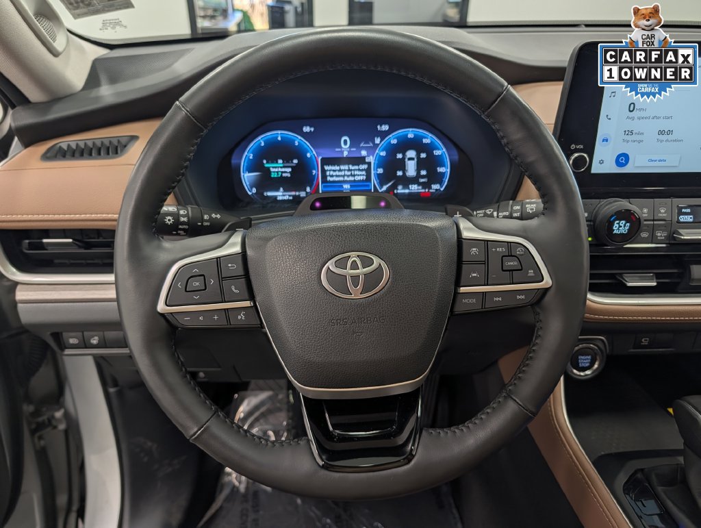 Used 2024 Toyota Grand Highlander AWD image 19