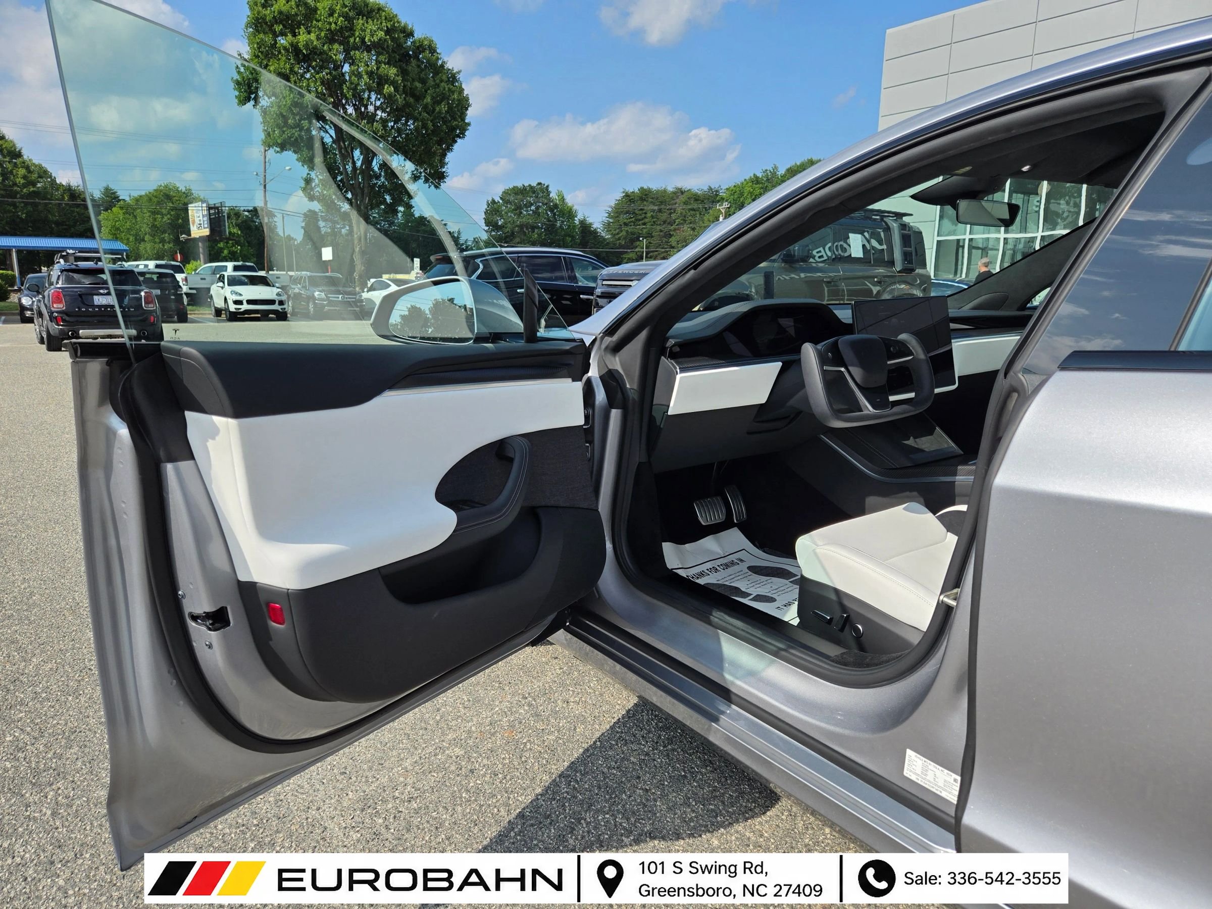 Used 2024 Tesla Model S Plaid AWD/4WD image 9
