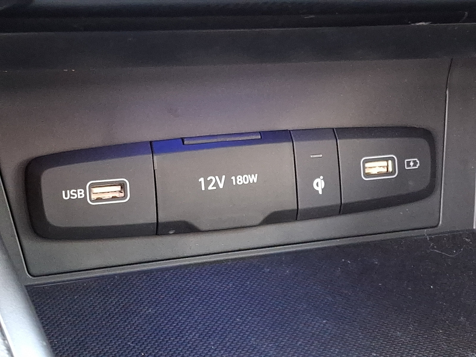 Certified 2024 Hyundai Tucson Limited AWD/4WD image 27