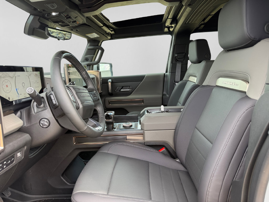 New 2025 GMC Hummer EV 2X w/ LPO, Dark Essentials Package AWD/4WD image 22