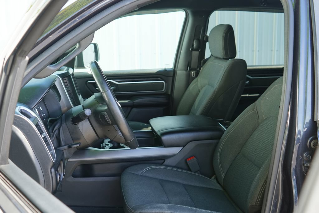 Used 2020 RAM 1500 Big Horn AWD/4WD image 13