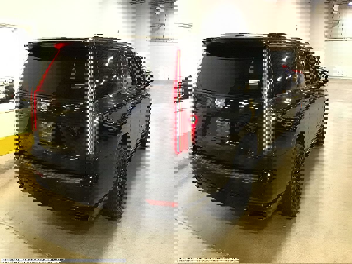 Used 2021 Cadillac Escalade ESV Sport Platinum image 5