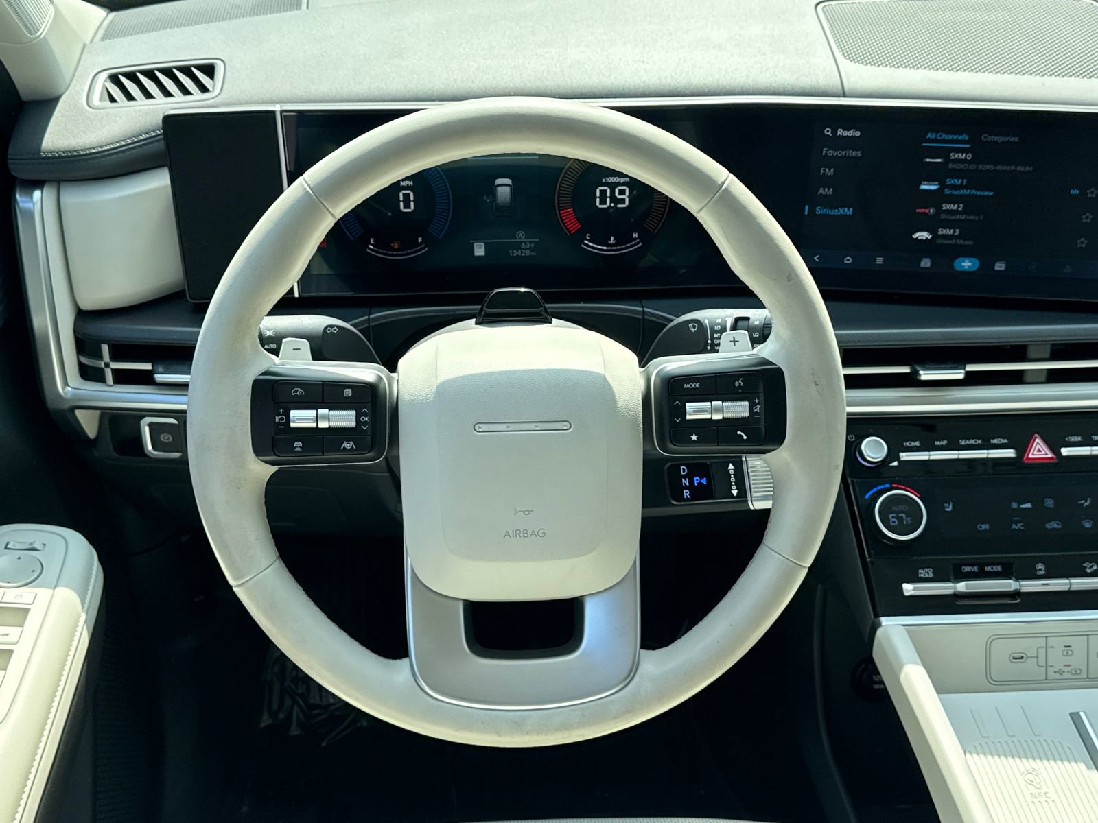 Used 2024 Hyundai Santa Fe SEL image 24