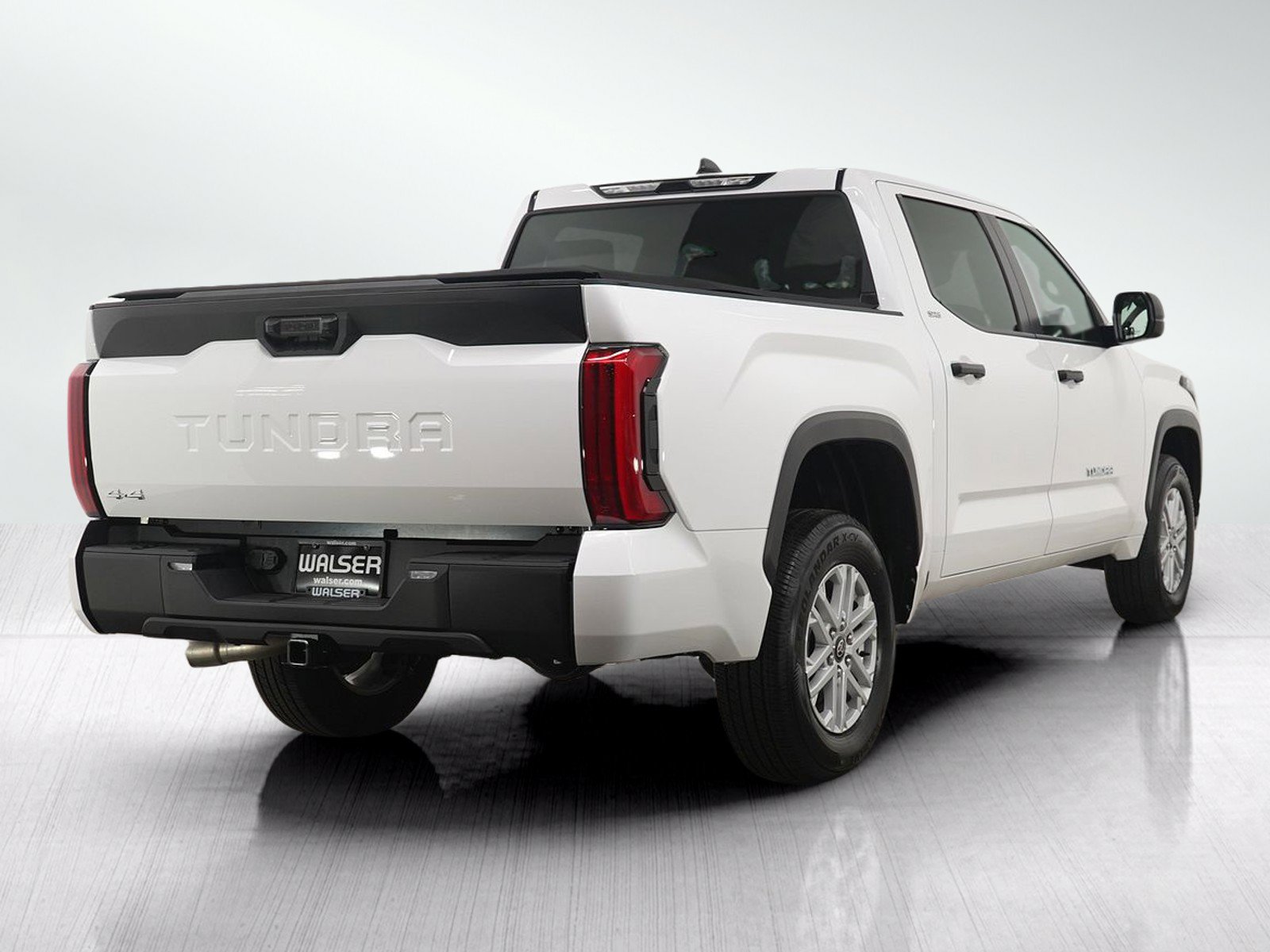 Used 2025 Toyota Tundra SR5 AWD/4WD image 7