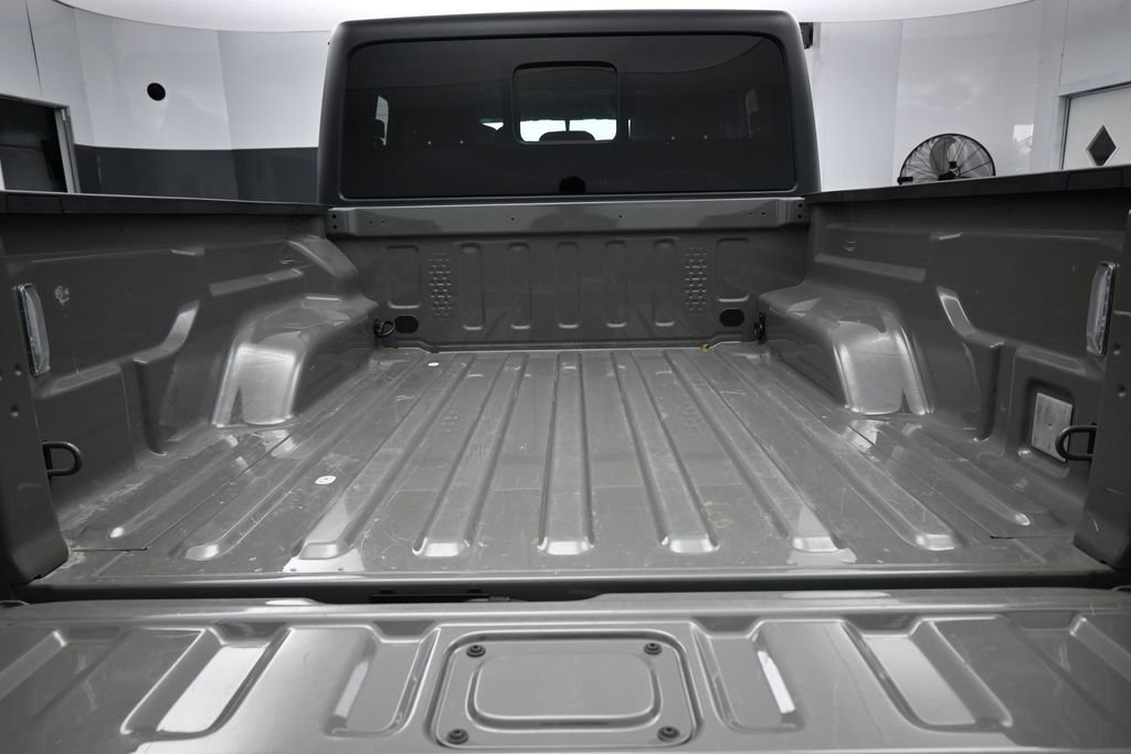 Used 2022 Jeep Gladiator Sport AWD/4WD image 32