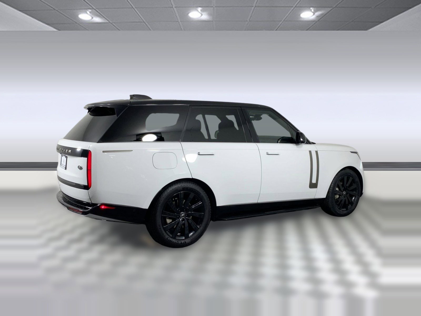 Used 2023 Land Rover Range Rover SE image 8