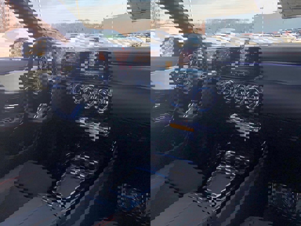 New 2026 Mercedes-Benz CLA 250 4MATIC image 19