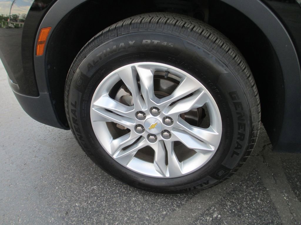 Used 2019 Chevrolet Blazer LT FWD image 14