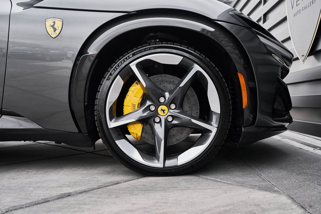 Used 2025 Ferrari Purosangue image 26