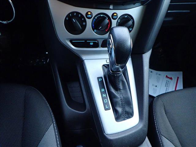 Used 2013 Ford Focus SE w/ Super Fuel Economy (SFE) Pkg image 16