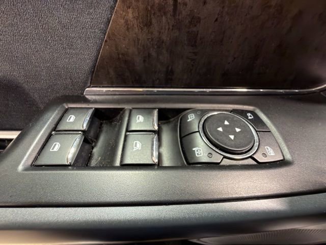 Used 2023 Ford F150 Lariat w/ Max Trailer Tow Package image 13