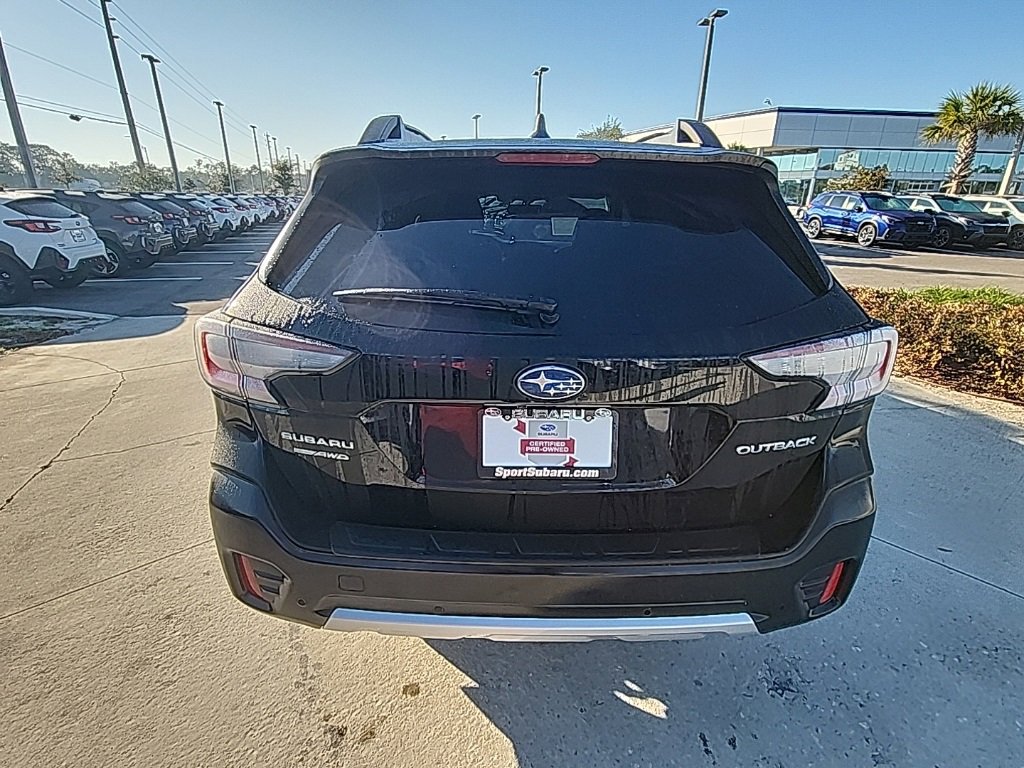 Certified 2021 Subaru Outback Limited image 5
