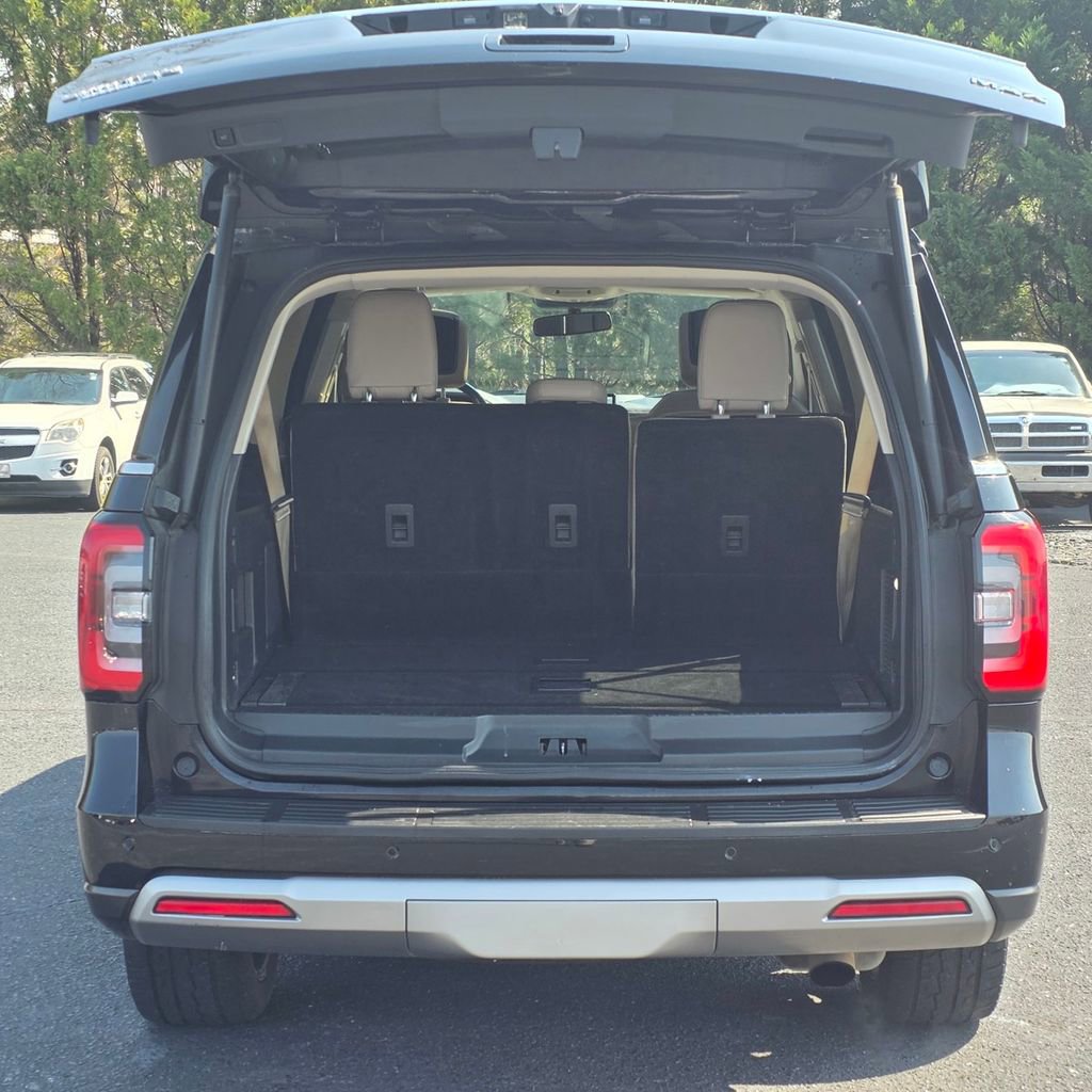 Used 2023 Ford Expedition Max Limited image 11