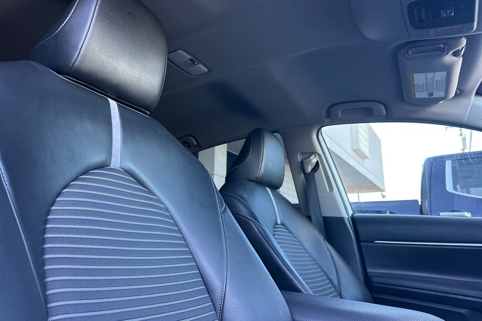 Certified 2022 Toyota Camry SE FWD image 16