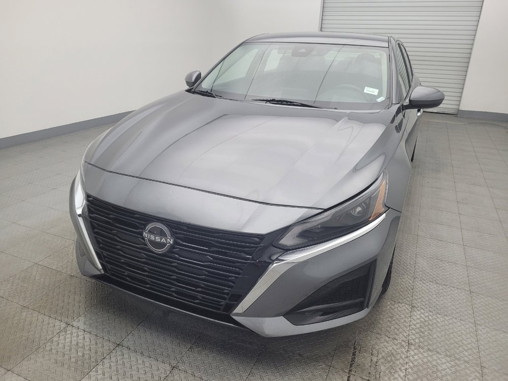 Used 2023 Nissan Altima 2.5 SV image 15