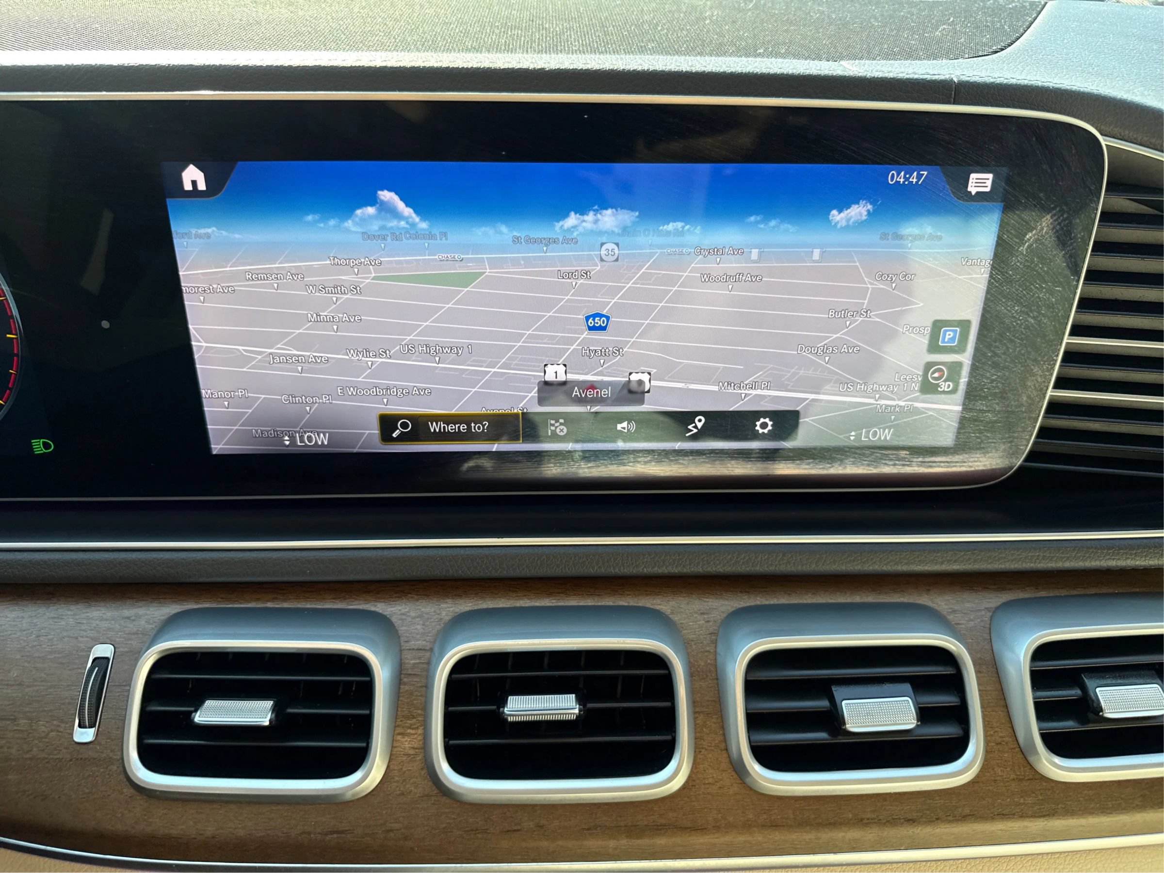Used 2020 Mercedes-Benz GLS 450 4MATIC image 32