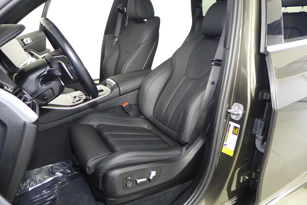 Used 2021 BMW X5 sDrive40i w/ Premium Package image 22