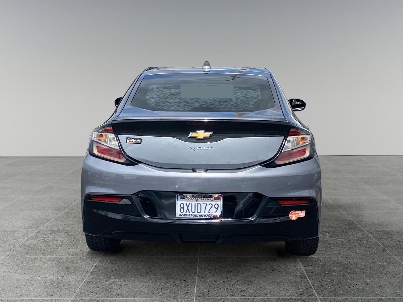 Used 2018 Chevrolet Volt LT w/ Comfort Package FWD image 4