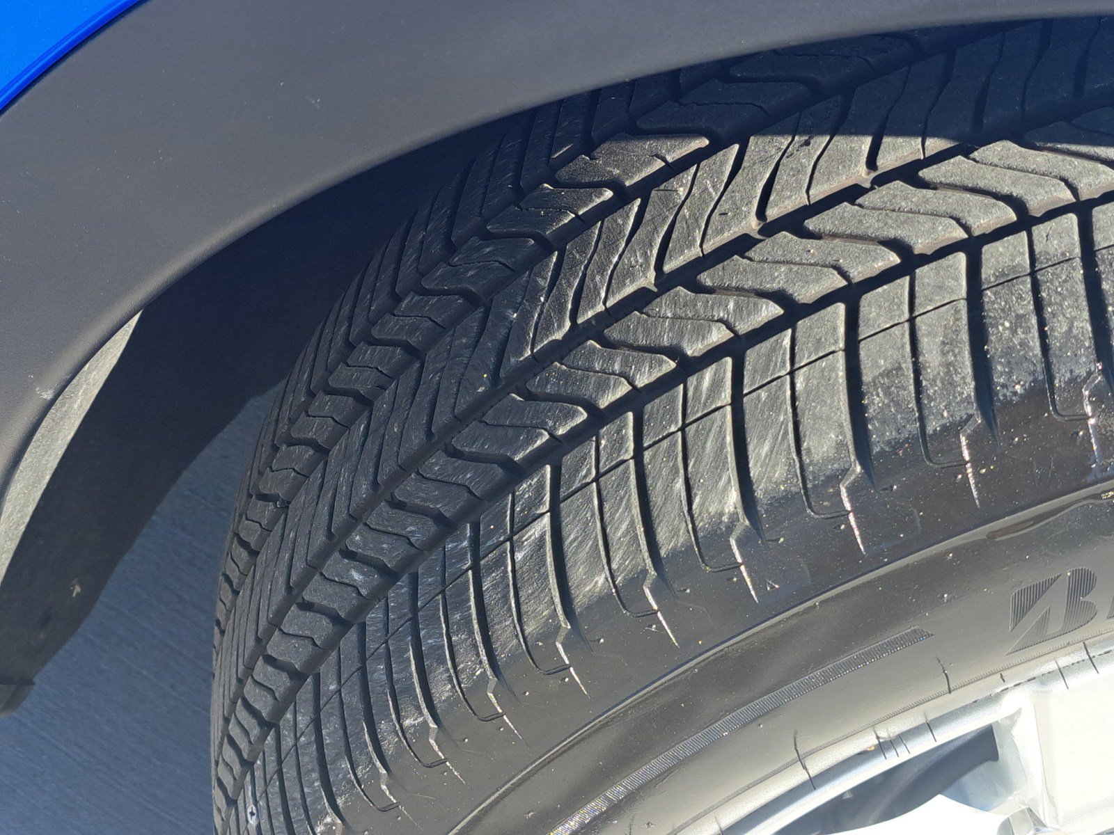 Used 2024 Honda Prologue EX image 11