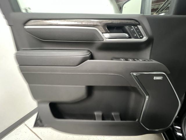 New 2026 Chevrolet Silverado 2500 LTZ w/ LTZ Plus Package AWD/4WD image 24